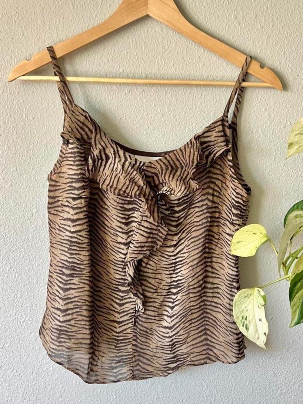 Y2K Liz Claiborne brown tiger print rayon cami top with ruffle detail